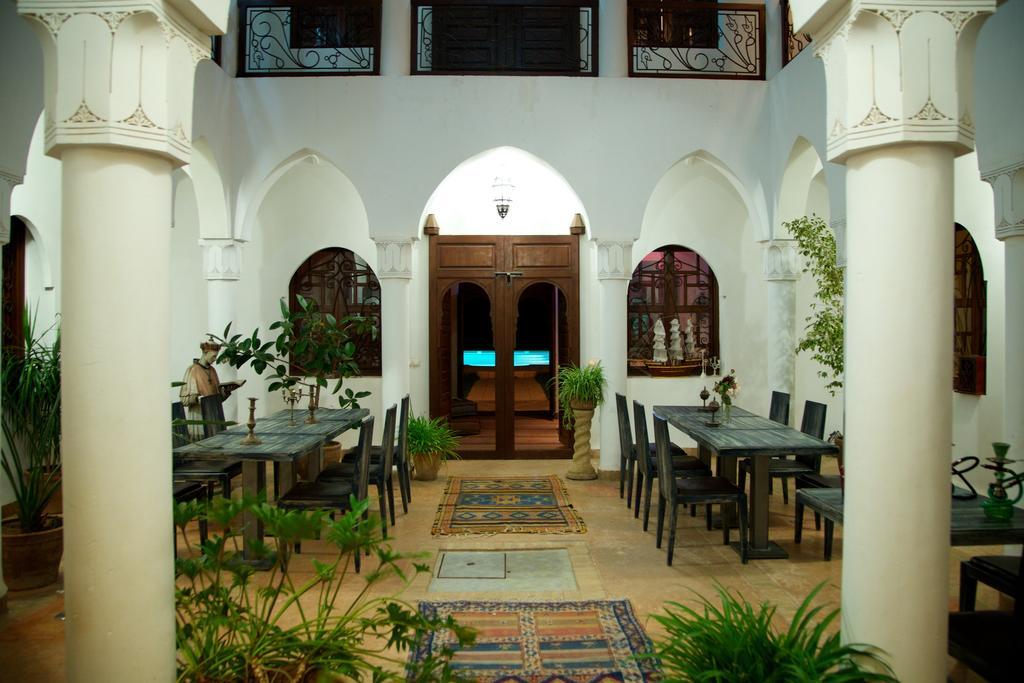Riad Couleur Sable Sidi Abdallah Ghiat Exterior foto